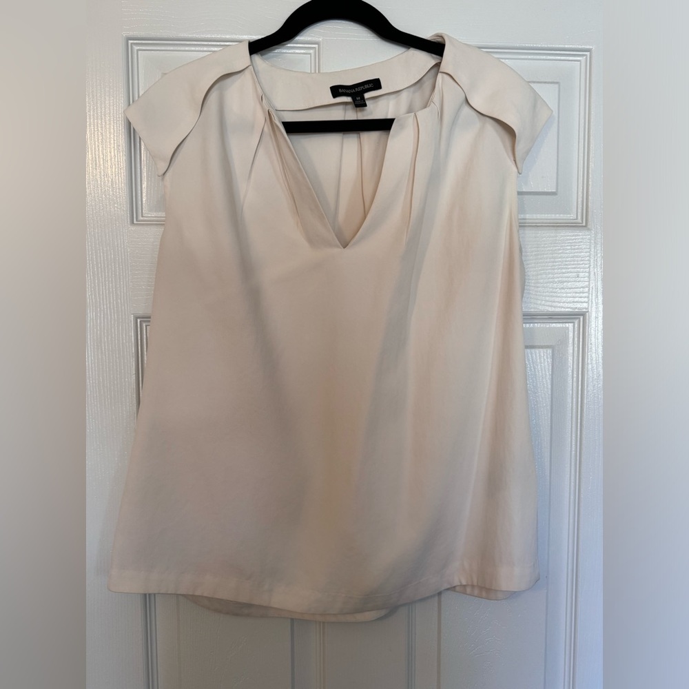 Banana Republic White Blouse
